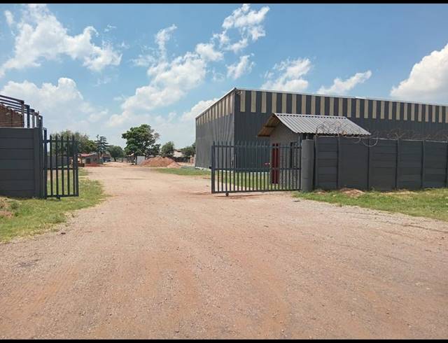 INDUSTRIAL PROPERTY TO RENT IN NOLDICK